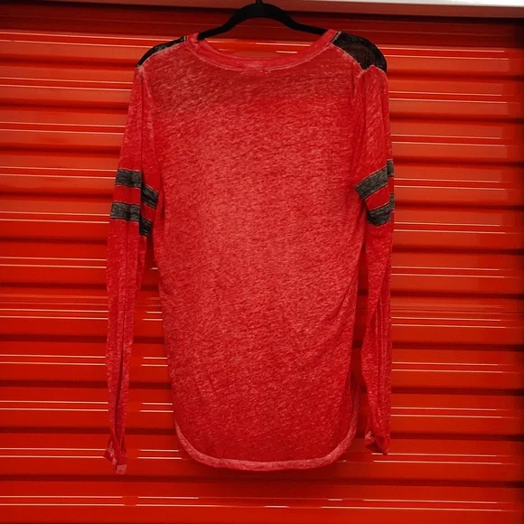 Women's Harley Quinn mid sleeve shirt size large - Picture 2 of 2